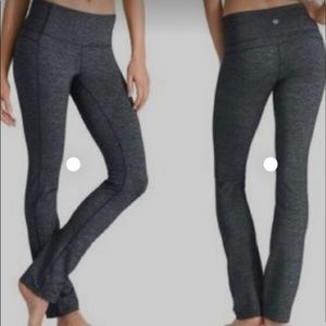 Athleta straight leg leggings, women’s size large